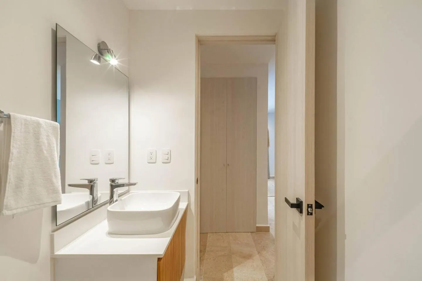 2 Bd Suite With Private Balcony, Pool View, Gym Tulum