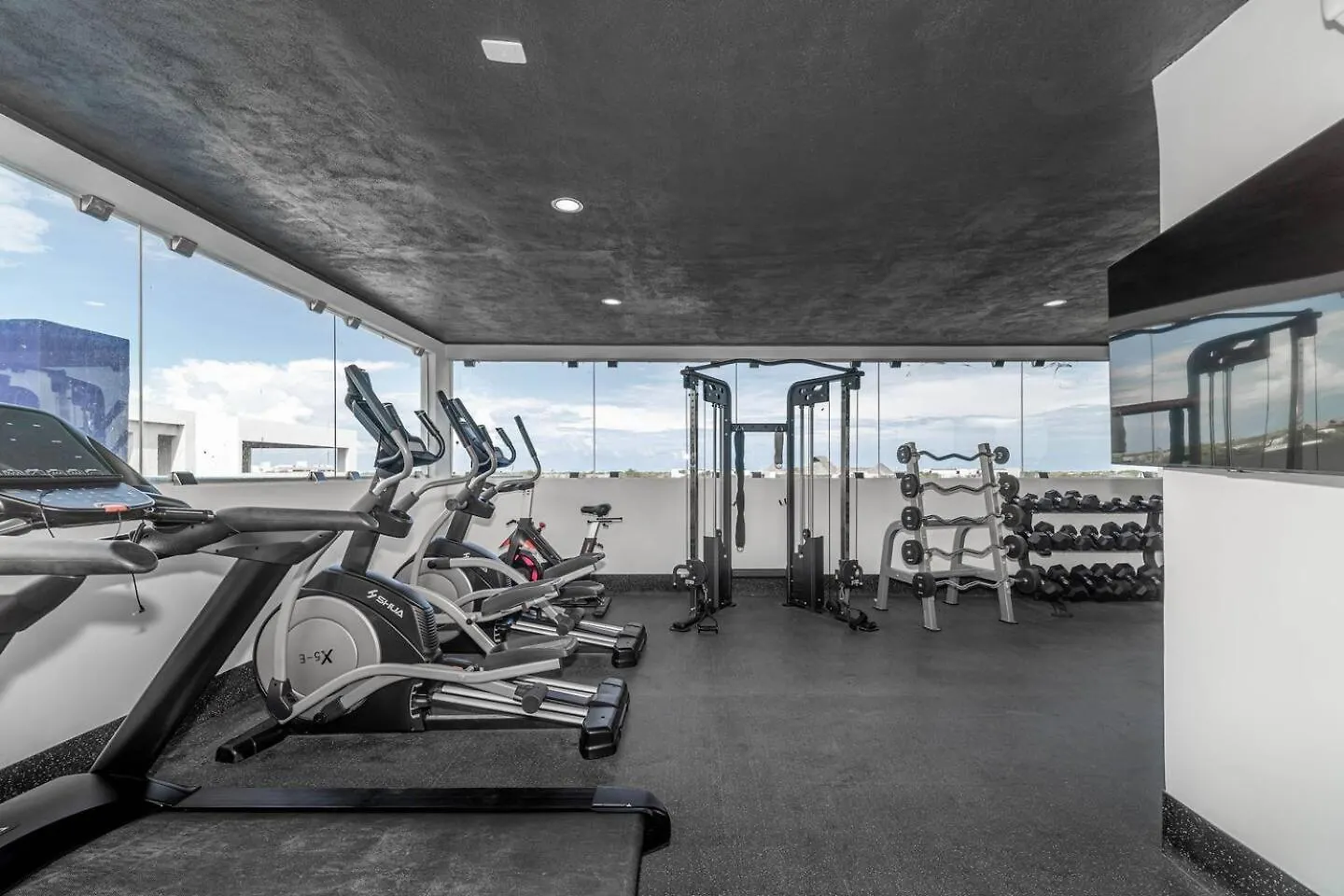 Holiday home 2 Bd Suite With Private Balcony, Pool View, Gym Tulum