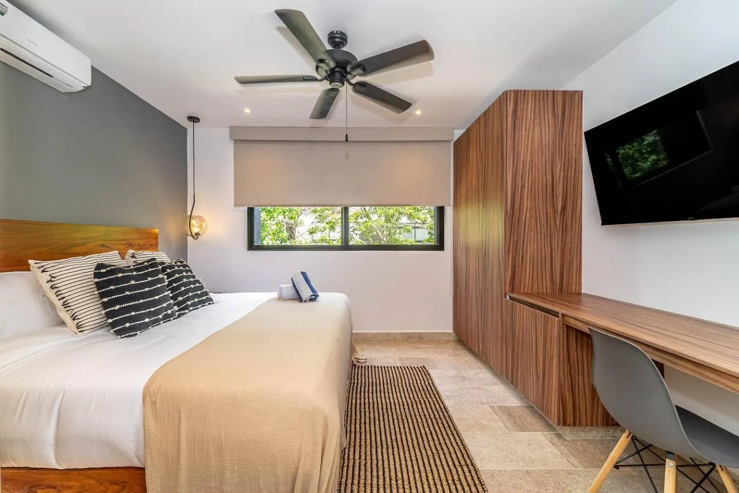 2 Bd Suite With Private Balcony, Pool View, Gym Tulum