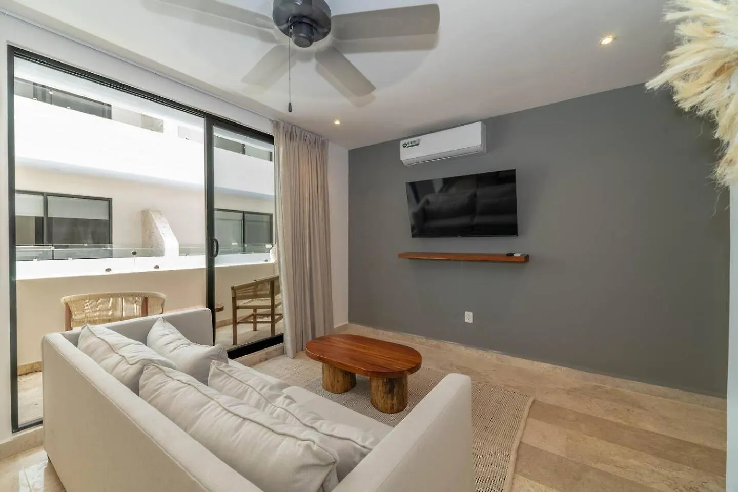 2 Bd Suite With Private Balcony, Pool View, Gym Tulum Mexico