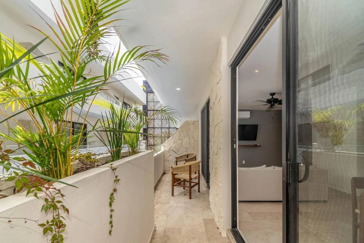 Holiday home 2 Bd Suite With Private Balcony, Pool View, Gym Tulum